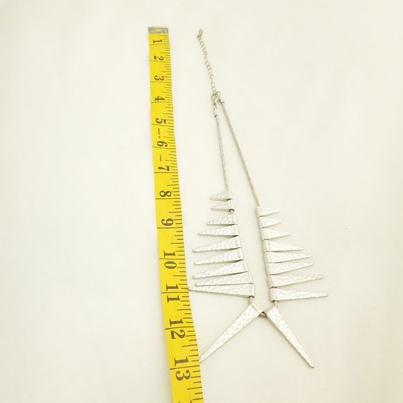 Womens Silver Textured Spikes Lobster Clasp Adjustable Snake Chain Necklace - Picture 7 of 12